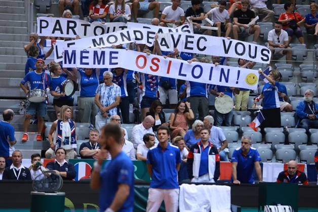 Croatia v France - 2025 Davis Cup Qualifiers Second Round: Day 1 France s fans cheers during the 2025 Davis Cup Qualifier second round match between Croatia and France at Dvorana Gradski Vrt on September 12, 2025 in Osijek, Croatia. Photo by Davor Javorovic Pixsell  DavorxJavorovic PIXSELL