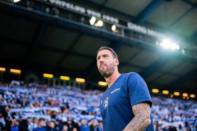 12 09 2025 Soccer, 2025 2026, 2 Bundesliga, 5 Matchday, DSC Arminia Bielefeld 1 FC Magdeburg Mitch Kniat Coach Bielefeld DFL REGULATIONS PROHIBIT ANY USE OF PHOTOGRAPHS AS IMAGE SEQUENCES AND OR QUASI VIDEO