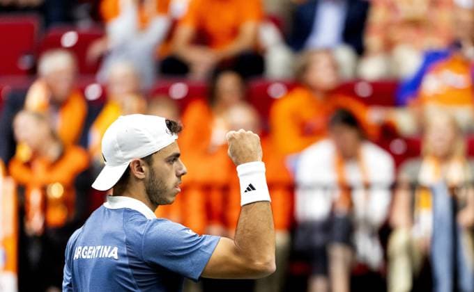 GRONINGEN - Francisco Cerundolo (ARG) on the first day of the second qualifying round for the Davis Cup Finals between the Netherlands and Argentina at Martiniplaza. ANP SANDER KONING xVIxANPxSportx xxANPxIVx 535985027 originalFilename: 535985027.jpg