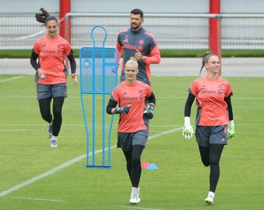 Football,, Women, FC Bayern Munich, Training