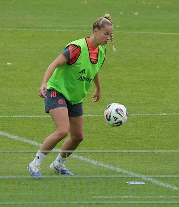 12 09 2025, FC Bayern training ground, Saebenerstrasse Munich, soccer, sports, in the picture Giulia Gwinn FC Bayern