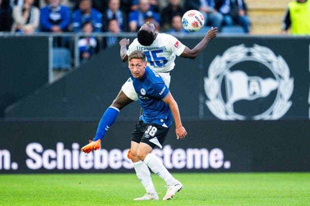12 09 2025 Soccer, 2025 2026, 2 Bundesliga, 5 Matchday, DSC Arminia Bielefeld 1 FC Magdeburg L R Marius Wörl Bielefeld , Daniel Heber Magdeburg DFL REGULATIONS PROHIBIT ANY USE OF PHOTOGRAPHS AS IMAGE SEQUENCES AND OR QUASI VIDEO