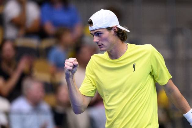 250912 Olle Wallin of Sweden celebrates during the Davis Cup tennis match between Sweden and Tunisia on September 12, 2025 in Partille Photo Carl Sandin BILDBYRAN code CS CS0767 tennis davis cup sweden sverige tunisien tunisia bbeng jubel sverige sweden celebrates  Copyright: CARLxSANDIN BB250912CS037