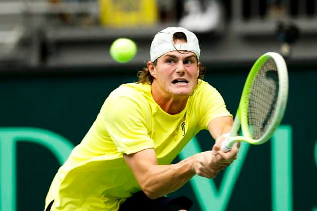 Sweden s Olle Wallin during the singles match against Tunisia s Aziz Ouakaa in the Davis Cup meeting between Sweden and Tunisia in Partille arena on September 12, 2025 PARTILLE SWEDEN x9200x  Copyright: xAdamxIhse TTx DAVIS CUP SWEDEN-TUNISIA