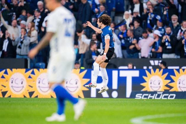 12 09 2025 Soccer, 2025 2026, 2 Bundesliga, Matchday 5, DSC Arminia Bielefeld 1 FC Magdeburg Mael Corboz Bielefeld cheers after his goal for 1 0 DFL REGULATIONS PROHIBIT ANY USE OF PHOTOGRAPHS AS IMAGE SEQUENCES AND OR QUASI VIDEO