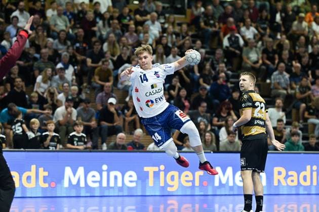 Max Guenther 1 VfL Potsdam, 14 HC Elbflorenz 2006 vs 1 VfL Potsdam, 2 Handball Bundesliga Men, Season 2025 2026, 12 09 2025 HC Elbflorenz 2006 vs 1 VfL Potsdam, 2 Handball Bundesliga Men, Season 2025 2026, 12 09 2025 Dresden Copyright: xEibner-Pressefoto xHoepnerx EP_PHR