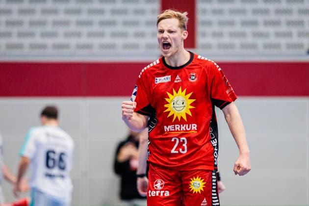 Niko Blaauw TuS N Luebbecke, 23 cheers GER, TuS N Luebbecke vs SG BBM Bietigheim, Handball, 2 Bundesliga, Matchday 3, Season 2025 2026, 12 09 2025 GER, TuS N Luebbecke vs SG BBM Bietigheim, Handball, 2 Bundesliga, Matchday 3, Season 2025 2026, 12 09 2025 Luebbecke Copyright: xEibner-Pressefoto JanxRollingerx EP_JSK