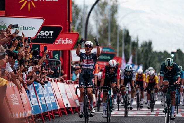 2025 Vuelta Ciclista a Espana Stage 19 Picture by Zac Williams SWpix.com - 12 09 2025 - Cycling - 2025 Vuelta Ciclista a Espana Stage 19, Rueda to Guijuelo, Spain - Jasper Philipsen, Alpecin Deceuninick, wins Stage 19. Copyright: x xSWpix.comx(t axPhotographyxHubxLtd)xZacxWilliams SWpix.comx SWP-2645