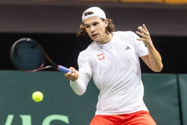 12th September 2025; Polsat Plus Arena, Gdynia, Poland; Davis Cup, World Group I, Poland versus Great Britain; Tomasz Berkieta (pol) returns  FotoxOlimpik