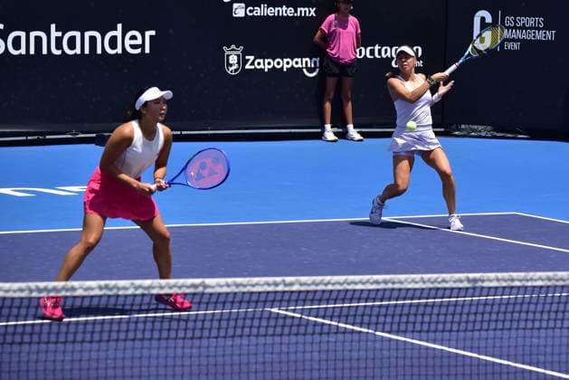 WTA GUADALAJARA 250 OPEN WTA GUADALAJARA 250 OPEN ANEY GLEASON VS OLMOS SUTJIADI 12092025 GUADALAJARA, JALISCO Action photo of Giuliana Olmos and Aldila Sutjiadi, during day 5 the WTA Guadalajara 250 Open, held at the Centro Panamericano de Tenis of Guadalajara, Jalisco, Mexico Action photo of Giuliana Olmos and Aldila Sutjiadi, during day 5 the WTA Guadalajara 250 Open, held at the Centro Panamericano de Tenis of Guadalajara, Jalisco, Mexico PHOTO BY IMAGENSHOP AGENCIA FOTOGRAFICA GUADALAJARA JALISCO MEXICO Copyright: xIMAGENSHOPxAGENCIAxFOTOGRAFICAx
