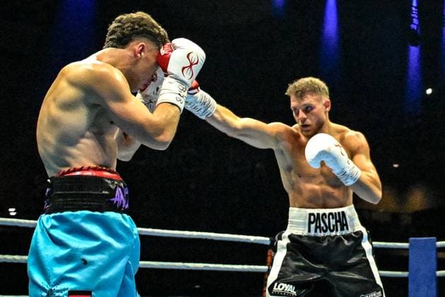 Sport Bilder des Tages 12.09.2025, xlakx, Boxen Boxing Night AGON, v.l. Paul Wall, Antonio Fechner kaempfen um die Deutsche Meisterschaft (BDB) Berlin *** 12 09 2025, xlakx, Boxing Boxing Night AGON, f l Paul Wall, Antonio Fechner fight for the German Championship BDB Berlin Daniel Lakomski
