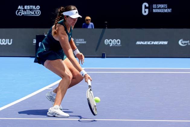 WTA GUADALAJARA 250 OPEN WTA GUADALAJARA 250 OPEN OSTAPENKO VS STAKUSIC 12092025 GUADALAJARA, JALISCO Action photo f Marina Stakusic of Canada, during day 5 the WTA Guadalajara 250 Open, held at the Centro Panamericano de Tenis of Guadalajara, Jalisco, Mexico Action photo f Marina Stakusic of Canada, during day 5 the WTA Guadalajara 250 Open, held at the Centro Panamericano de Tenis of Guadalajara, Jalisco, Mexico PHOTO BY IMAGENSHOP AGENCIA FOTOGRAFICA GUADALAJARA JALISCO MEXICO Copyright: xIMAGENSHOPxAGENCIAxFOTOGRAFICAx