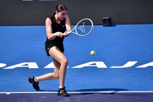 WTA GUADALAJARA 250 OPEN WTA GUADALAJARA 250 OPEN JACQUEMOT VS MARIA 12092025 GUADALAJARA, JALISCO Action photo of Elsa Jacquemot of France, during day 5 the WTA Guadalajara 250 Open, held at the Centro Panamericano de Tenis of Guadalajara, Jalisco, Mexico Action photo of Elsa Jacquemot of France, during day 5 of the WTA Guadalajara 250 Open, held at the Centro Panamericano de Tenis of Guadalajara, Jalisco, Mexico PHOTO BY IMAGENSHOP AGENCIA FOTOGRAFICA GUADALAJARA JALISCO MEXICO Copyright: xIMAGENSHOPxAGENCIAxFOTOGRAFICAx