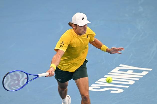 TENNIS DAVIS CUP AUSTRALIA BELGIUM, Alex de Minaur of Australia is action against Raphael Collignon of Belgium during the Davis Cup qualifying second round match at Ken Rosewall Arena in Sydney, Saturday, September 13, 2025. ( NO ARCHIVING, EDITORIAL USE ONLY SYDNEY NEW SOUTH WALES AUSTRALIA  Copyright: xDEANxLEWINSx 20250913173921982465