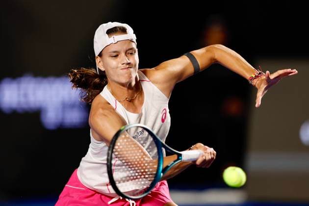 WTA GUADALAJARA 250 OPEN WTA GUADALAJARA 250 OPEN STAKUSIC VS ARANGO 12092025 GUADALAJARA, JALISCO Action photo of Emiliana Arango of Colombia, during day 5 the WTA Guadalajara 250 Open, held at the Centro Panamericano de Tenis of Guadalajara, Jalisco, Mexico Action photo of Emiliana Arango of Colombia, during day 5 the WTA Guadalajara 250 Open, held at the Centro Panamericano de Tenis of Guadalajara, Jalisco, Mexico PHOTO BY IMAGENSHOP AGENCIA FOTOGRAFICA GUADALAJARA JALISCO MEXICO Copyright: xIMAGENSHOPxAGENCIAxFOTOGRAFICAx