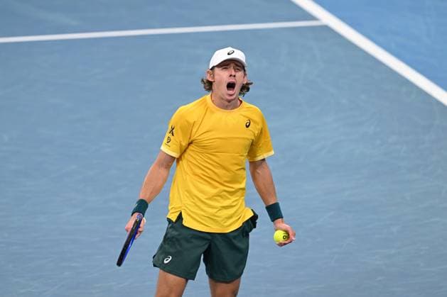 TENNIS DAVIS CUP AUSTRALIA BELGIUM, Alex de Minaur of Australia reactsv as he wins the 2nd set against Raphael Collignon of Belgium during the Davis Cup qualifying second round match at Ken Rosewall Arena in Sydney, Saturday, September 13, 2025. ( NO ARCHIVING, EDITORIAL USE ONLY SYDNEY NEW SOUTH WALES AUSTRALIA ALBION PARK  Copyright: xDEANxLEWINSx 20250913160523635650