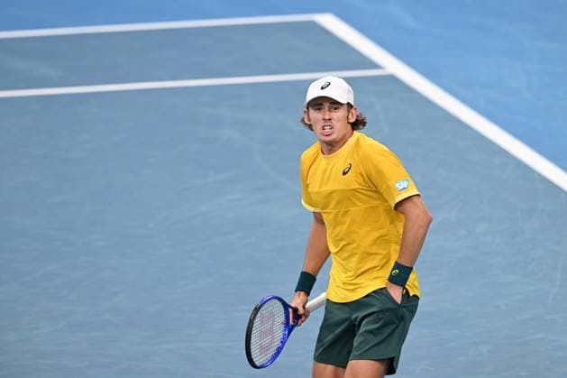 TENNIS DAVIS CUP AUSTRALIA BELGIUM, Alex de Minaur of Australia reactsv as he wins the 2nd set against Raphael Collignon of Belgium during the Davis Cup qualifying second round match at Ken Rosewall Arena in Sydney, Saturday, September 13, 2025. ( NO ARCHIVING, EDITORIAL USE ONLY SYDNEY NEW SOUTH WALES AUSTRALIA ALBION PARK  Copyright: xDEANxLEWINSx 20250913177490738313