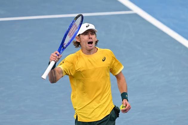 TENNIS DAVIS CUP AUSTRALIA BELGIUM, Alex de Minaur of Australia reactsv as he wins the 2nd set against Raphael Collignon of Belgium during the Davis Cup qualifying second round match at Ken Rosewall Arena in Sydney, Saturday, September 13, 2025. ( NO ARCHIVING, EDITORIAL USE ONLY SYDNEY NEW SOUTH WALES AUSTRALIA ALBION PARK  Copyright: xDEANxLEWINSx 20250913195625356116