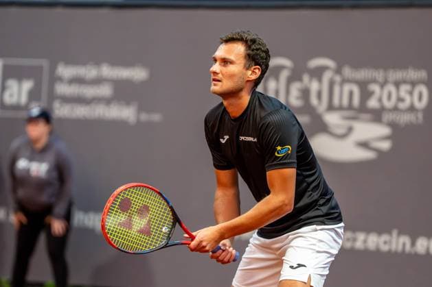 SZCZECIN 12.09.2025 TENIS INVEST IN SZCZECIN OPEN 2025 --- TENNIS INVEST IN SZCZECIN OPEN 2025: IVAN LIUTAREVICH BRUNO PUJOL NAVARRO - PIOTR MATUSZEWSKI PETR NOUZA N Z PIOTR MATUSZEWSKI FOT. MARCIN JASINSKI ARENA AKCJI NEWSPIX.PL --- newspix.pl 