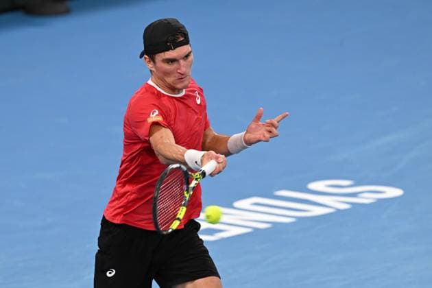 TENNIS DAVIS CUP AUSTRALIA BELGIUM, Raphael Collignon of Belgium in action against Alex de Minaur of Australia during the Davis Cup qualifying second round match at Ken Rosewall Arena in Sydney, Saturday, September 13, 2025. ( NO ARCHIVING, EDITORIAL USE ONLY SYDNEY NEW SOUTH WALES AUSTRALIA ALBION PARK  Copyright: xDEANxLEWINSx 20250913112025986975