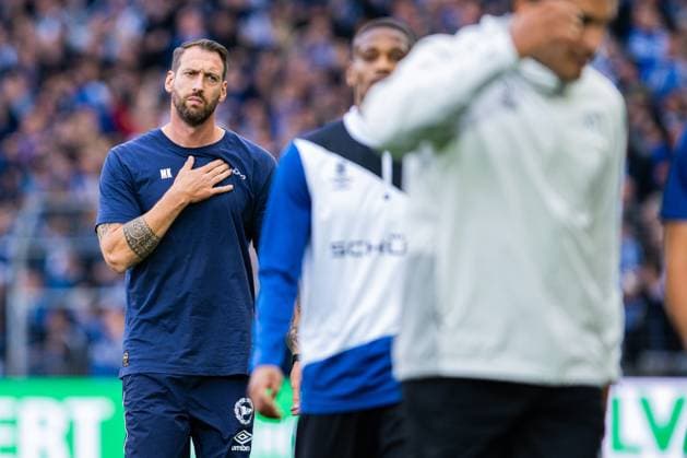 12 09 2025 Soccer, 2025 2026, 2 Bundesliga, 5 Matchday, DSC Arminia Bielefeld 1 FC Magdeburg L Mitch Kniat Coach Bielefeld DFL REGULATIONS PROHIBIT ANY USE OF PHOTOGRAPHS AS IMAGE SEQUENCES AND OR QUASI VIDEO