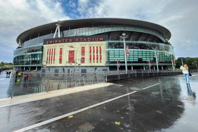 Arsenal FC v Nottingham Forest FC, English Premier League General View outside the Stadium during the Arsenal FC v Nottingham Forest FC English Premier League match at the Emirates Stadium, London, England, United Kingdom on 13 September 2025 Credit: Phil Duncan Every Second Media Editorial use only. All images are copyright Every Second Media Limited. No images may be reproduced without prior permission. All rights reserved. Premier League and Football League images are subject to licensing agreements with Football DataCo Limited. see https: www.football-dataco.com Copyright: xIMAGO EveryxSecondxMediax ESM-1582-0001 PhilxDuncanx xEveryxSecondxMediax