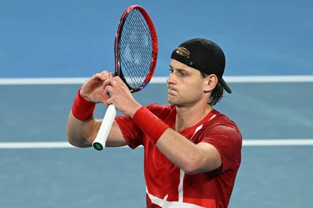 TENNIS DAVIS CUP AUSTRALIA BELGIUM, Zizou Bergs of Belgium celebrates his win over Jordan Thompson of Australia during the Davis Cup qualifying second round match at Ken Rosewall Arena in Sydney, Saturday, September 13, 2025. ( NO ARCHIVING, EDITORIAL USE ONLY SYDNEY NEW SOUTH WALES AUSTRALIA ALBION PARK  Copyright: xDEANxLEWINSx 20250913144315403650