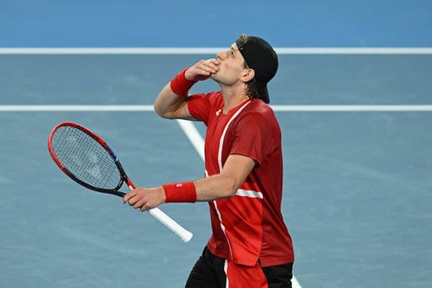 TENNIS DAVIS CUP AUSTRALIA BELGIUM, Zizou Bergs of Belgium celebrates his win over Jordan Thompson of Australia during the Davis Cup qualifying second round match at Ken Rosewall Arena in Sydney, Saturday, September 13, 2025. ( NO ARCHIVING, EDITORIAL USE ONLY SYDNEY NEW SOUTH WALES AUSTRALIA ALBION PARK  Copyright: xDEANxLEWINSx 20250913161098967540