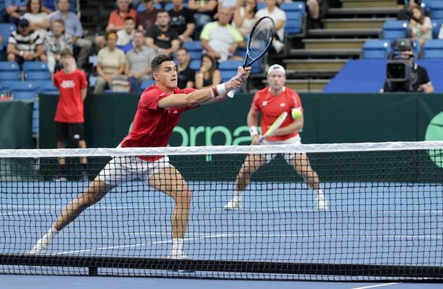 TENNIS - Davis Cup, HUN vs AUT DEBRECEN,HUNGARY,13.SEP.25 - TENNIS - ITF Davis Cup, qualification round 2, Hungary vs Austria. Image shows Alexander Erler and Lucas Miedler (AUT).  GEPAxpictures xWalterxLuger