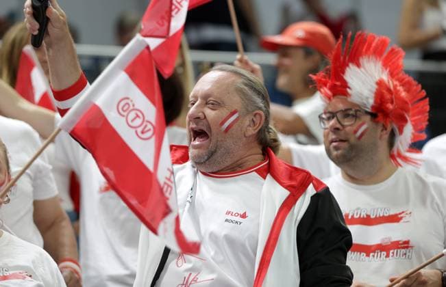 TENNIS - Davis Cup, HUN vs AUT DEBRECEN,HUNGARY,13.SEP.25 - TENNIS - ITF Davis Cup, qualification round 2, Hungary vs Austria. Image shows fans of Austria.  GEPAxpictures xWalterxLuger