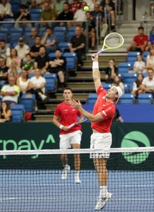 TENNIS - Davis Cup, HUN vs AUT DEBRECEN,HUNGARY,13.SEP.25 - TENNIS - ITF Davis Cup, qualification round 2, Hungary vs Austria. Image shows Alexander Erler and Lucas Miedler (AUT).  GEPAxpictures xWalterxLuger