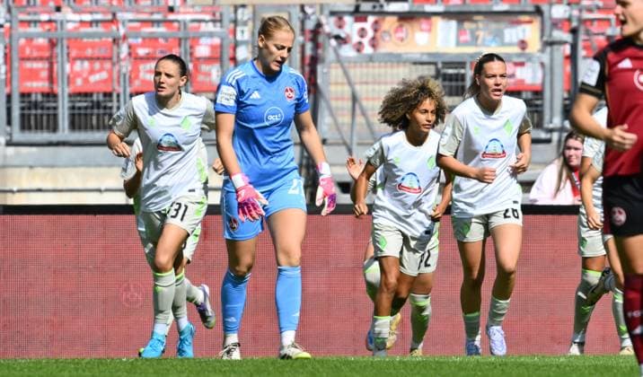 13 09 2025 Soccer season 2025 2026 1 Google Pixel Women Bundesliga 02 Matchday 1 FC Nürnberg FCN Club Clubfrauen SV Werder Bremen SVW Sportfoto Zink xwoxzix Larissa Rusek 21, 1 FC Nürnberg FCN disappointed disappointment behind goal celebration joy after goal goal shot to 0 1 by Medina Desic 9, SV Werder Bremen