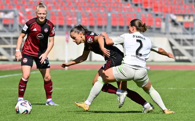 13 09 2025 Soccer Season 2025 2026 1 Google Pixel Women Bundesliga 02 Matchday 1 FC Nürnberg FCN Club Clubfrauen SV Werder Bremen SVW Sportfoto Zink xwoxzix Sanja Homann 19, 1 FC Nürnberg FCN Chiara D Angelo 2, SV Werder Bremen