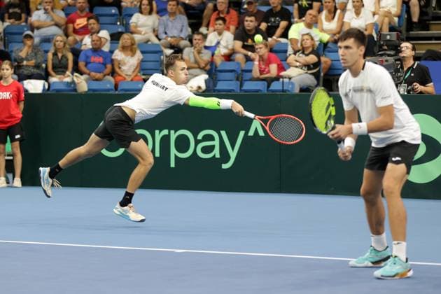 TENNIS - Davis Cup, HUN vs AUT DEBRECEN,HUNGARY,13.SEP.25 - TENNIS - ITF Davis Cup, qualification round 2, Hungary vs Austria. Image shows Zsombor Piros and Fabian Marozsan (HUN).  GEPAxpictures xWalterxLuger