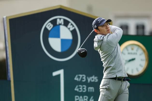 13th September 2025; Wentworth Club, London, England; The BMW PGA, Golf Herren Championship Round 3; Jeong Weon Ko of France tees off from the 1st tee  HenningxvonxJagow