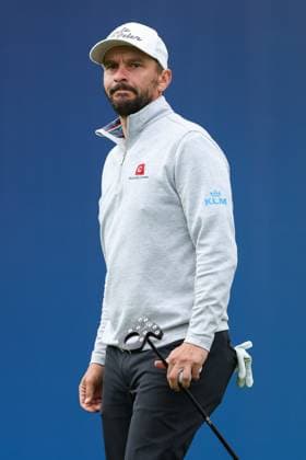 13th September 2025; Wentworth Club, London, England; The BMW PGA, Golf Herren Championship Round 3; Joost Luiten of Netherlands arrives onto the 1st tee  HenningxvonxJagow