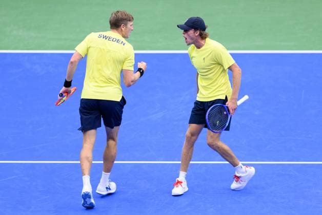250913 AndrÃ Göransson and Erik Grevelius of Sweden celebrates during the Davis Cup tennis doubles match between Sweden and Tunisia on September 13, 2025 in Partille Photo Carl Sandin BILDBYRAN code CS CS0769 tennis davis cup sweden sverige tunisien tunisia bbeng dubbeljubel sverige sweden celebrates  Copyright: CARLxSANDIN BB250913CS004