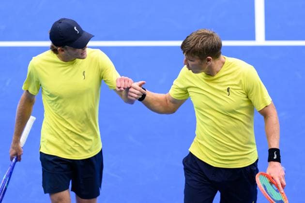 250913 Erik Grevelius and AndrÃ Göransson of Sweden during the Davis Cup tennis doubles match between Sweden and Tunisia on September 13, 2025 in Partille Photo Carl Sandin BILDBYRAN code CS CS0769 tennis davis cup sweden sverige tunisien tunisia bbeng dubbelsverige sweden  Copyright: CARLxSANDIN BB250913CS008