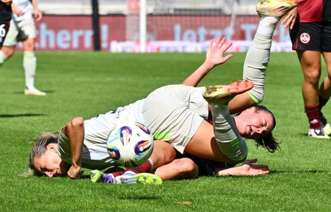 13 09 2025 Soccer Season 2025 2026 1 Google Pixel Women Bundesliga 02 Matchday 1 FC Nuremberg FCN Club Clubfrauen SV Werder Bremen SVW Sportfoto Zink xwoxzix Medina Desic 9, SV Werder Bremen Julia Pollak 22, 1 FC Nuremberg FCN