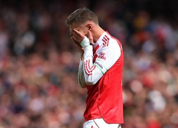 London, England, 13th September 2025. Martin Odegaard of Arsenal shows his frustration at getting injured during the Arsenal vs Nottingham Forest Premier League match at the Emirates Stadium, London. Picture credit should read: David Klein Sportimage EDITORIAL USE ONLY. No use with unauthorised audio, video, data, fixture lists, club league logos or live services. Online in-match use limited to 120 images, no video emulation. No use in betting, games or single club league player publications. SPI_014_DK_Arsenal_Forest SPI-4131-0014
