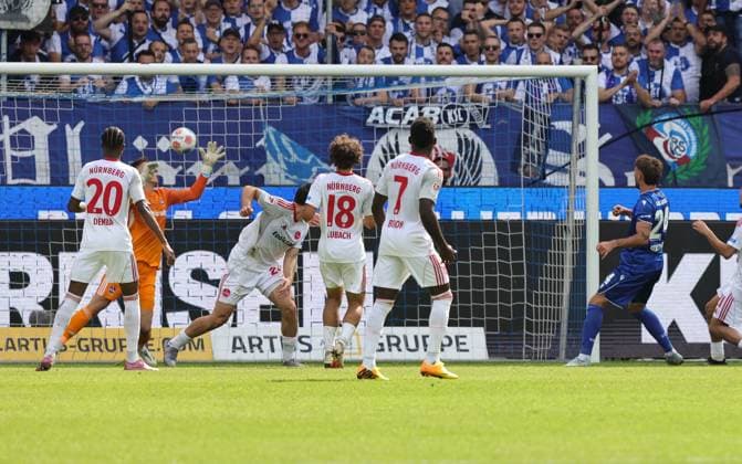 13 09 2025 Soccer Season 2025 2026 2 Soccer Bundesliga 05 Matchday Karlsruher SC KSC 1 FC Nuremberg FCN Club Sportfoto Zink DaMa xdaxmax DFL regulations prohibit any use of photographs as image sequences and or quasi video only for editorial use Goal Goal Shot to 1 0 Goalscorer Fabian Schleusener 24, Karlsruher SC KSC vs Jan Reichert 1, 1 FC Nuremberg FCN