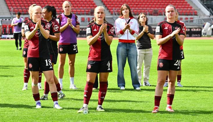 13 09 2025 Soccer season 2025 2026 1 Google Pixel Women Bundesliga 02 Matchday 1 FC Nürnberg FCN Club Clubfrauen SV Werder Bremen SVW Sportfoto Zink xwoxzix Franziska Mai 18, 1 FC Nürnberg FCN Luisa Guttenberger 4, 1 FC Nürnberg FCN Jacqueline Baumgärtel 20, 1 FC Nürnberg FCN disappointed Disappointment after the end of the match