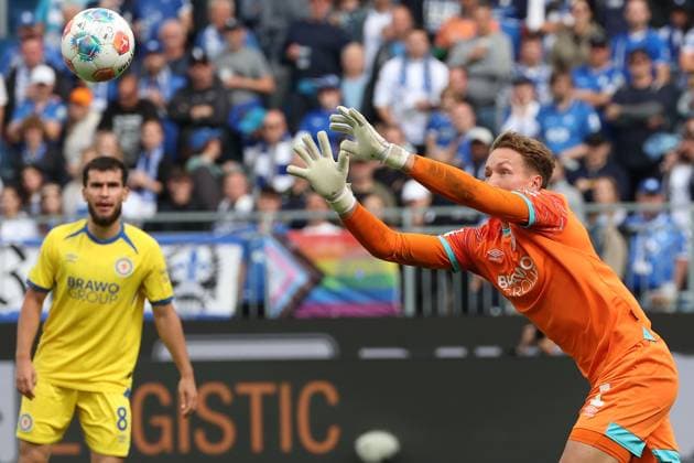 2025 09 13 xkix 2 Bundesliga SV Darmstadt 98 Eintracht Braunschweig v l , goalkeeper Ron Thorben Hoffmann Eintracht Braunschweig in action, in action, DFL DFB REGULATIONS PROHIBIT ANY USE OF PHOTOGRAPHS as IMAGE SEQUENCES and or QUASI VIDEO Copyright: JoaquimxFerreira