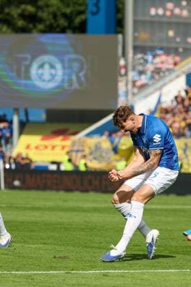 2025 09 13 xkix 2 Bundesliga SV Darmstadt 98 Eintracht Braunschweig v l , Matej Maglica SV Darmstadt 98 Torjubel, Goal celebration, celebrate the goal DFL DFB REGULATIONS PROHIBIT ANY USE OF PHOTOGRAPHS as IMAGE SEQUENCES and or QUASI VIDEO Copyright: JoaquimxFerreira