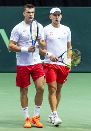 Davis Cup - Poland vs Great Britain Karol Drzewiecki, Jan Zielinski during Davis Cup - Poland vs Great Britain match in Gdynia, Poland on September 13, 2025 Gdynia Poland  Copyright: xFotoxOlimpikx originalFilename:jastrzebowski-daviscup250913_np2dJ.jpg