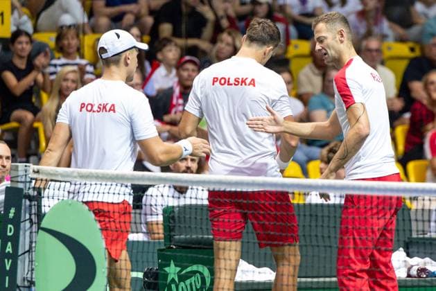 Davis Cup - Poland vs Great Britain Jan Zielinski, Karol Drzewiecki, Mariusz Fyrstenberg during Davis Cup - Poland vs Great Britain match in Gdynia, Poland on September 13, 2025 Gdynia Poland  Copyright: xFotoxOlimpikx originalFilename:jastrzebowski-daviscup250913_npxlW.jpg
