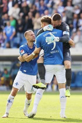 13 09 2025, xtvx, Soccer 2 Bundesliga, SV Darmstadt 98 Eintracht Braunschweig v l Final whistle Fabian Nuernberger SV Darmstadt 98 Matej Maglica SV Darmstadt 98 Goalkeeper Marcel Schuhen SV Darmstadt 98 after the match, after the match DFL DFB REGULATIONS PROHIBIT ANY USE OF PHOTOGRAPHS as IMAGE SEQUENCES and or QUASI VIDEO Darmstadt