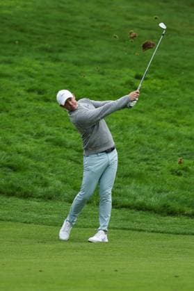 13th September 2025; Wentworth Club, London, England; The BMW PGA, Golf Herren Championship Round 3; Rory McIlroy of Northern Ireland plays a shot at the 7th hole  HenningxvonxJagow
