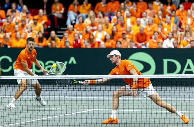 GRONINGEN - Sander Arends and Botic van de Zandschulp on the second day of the second qualifying round for the Davis Cup Finals between the Netherlands and Argentina at Martiniplaza. ANP SANDER KONING xVIxANPxSportx xxANPxIVx 536104747 originalFilename: 536104747.jpg