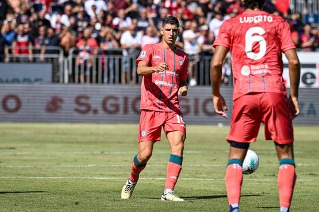 Matteo Prati of Cagliari Calcio during Cagliari Calcio vs Parma Calcio, Italian soccer Serie A match in Cagliari, Italy, September 13 2025  Copyright: xLuigixCanu IPAxSportx xipa-agency.netx xx IPA_64779411 IPA_Agency_IPA64779411